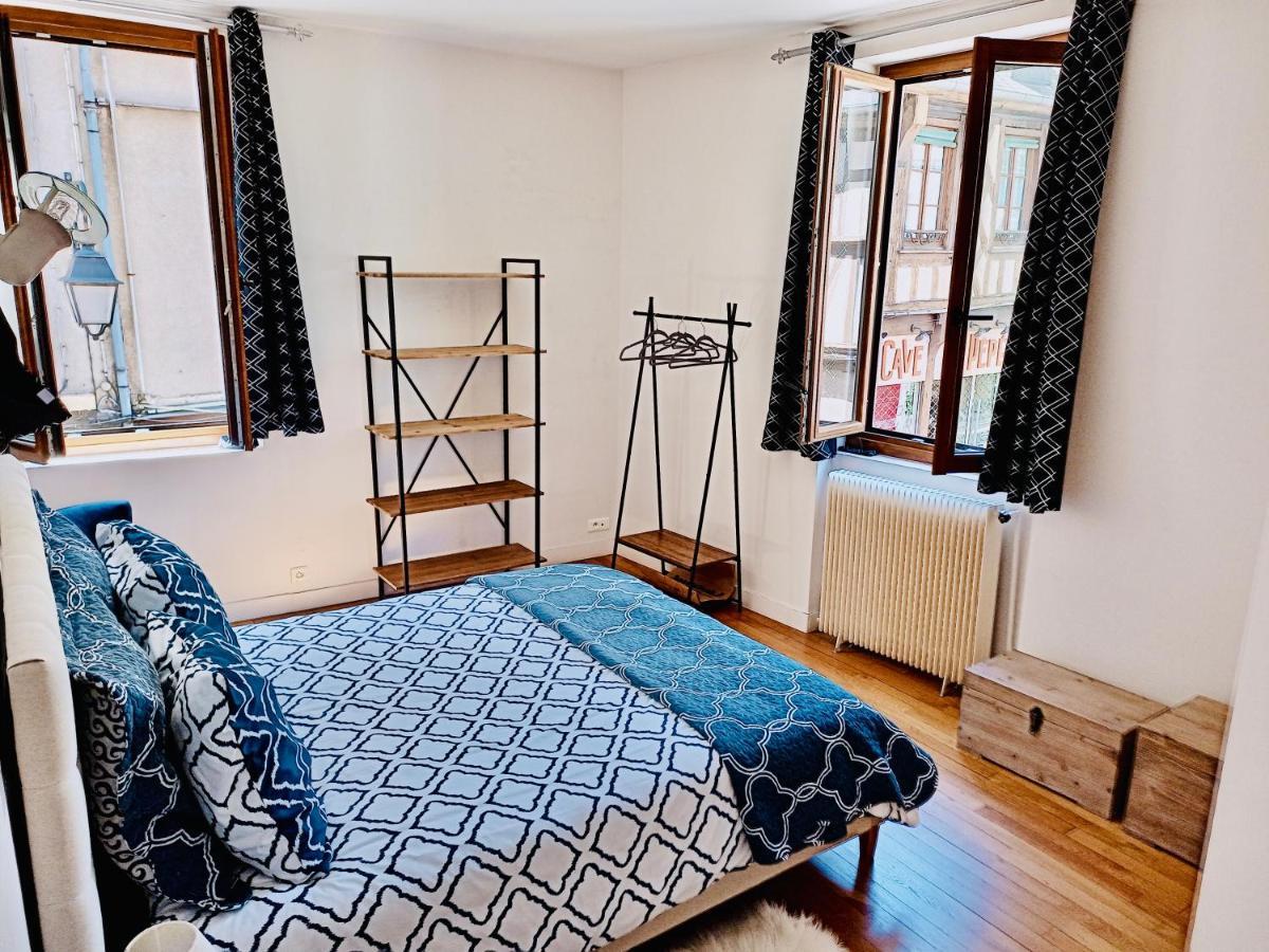 2 Pieces Totalement Renove Au Coeur De Bourges Apartment Екстериор снимка