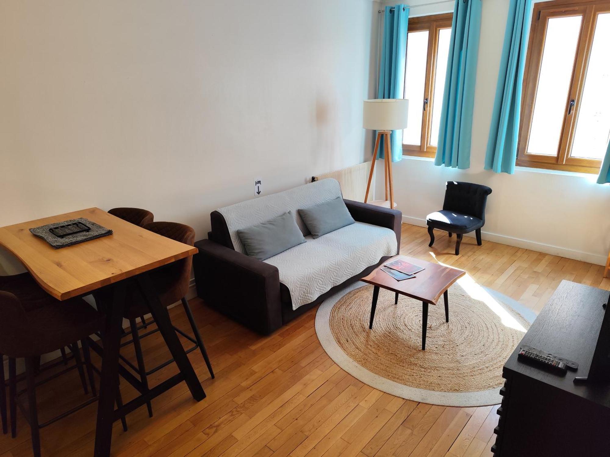 2 Pieces Totalement Renove Au Coeur De Bourges Apartment Екстериор снимка