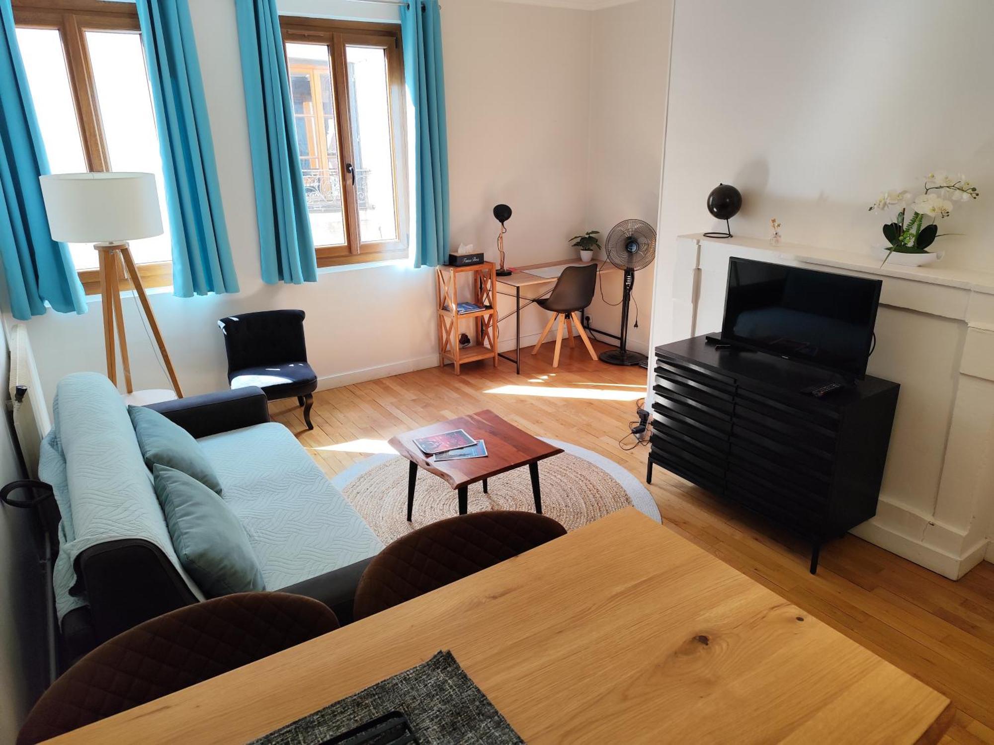 2 Pieces Totalement Renove Au Coeur De Bourges Apartment Екстериор снимка